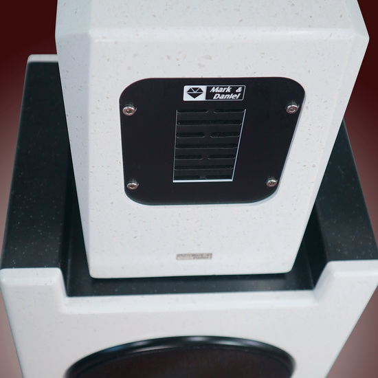 ultrumax-03-02m.jpg ultrumax-03-02m.jpg
